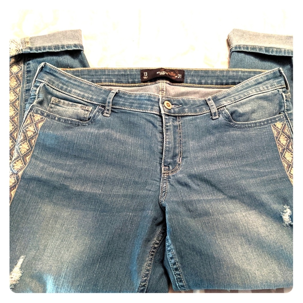 Hollister Crops